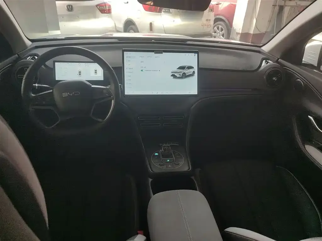 BYD Seal 05 DM-i — фото 7
