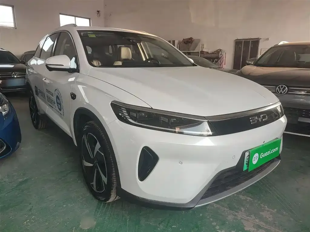 BYD Seal 05 DM-i — фото 10