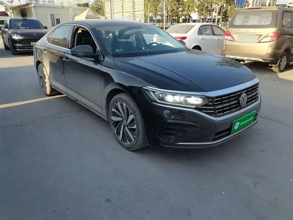 Volkswagen Passat — фото 10