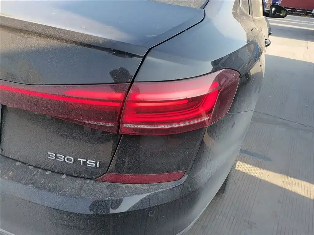 Volkswagen Passat — фото 3