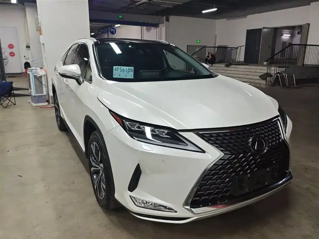 Lexus RX — фото 4