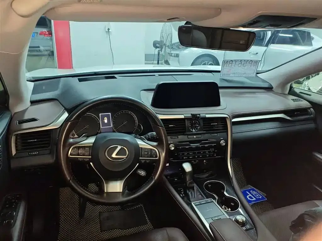 Lexus RX — фото 9