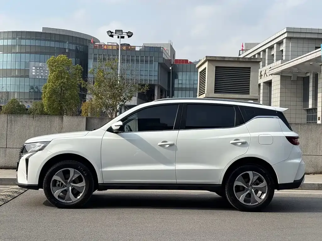 Geely Haoyue PRO — фото 4