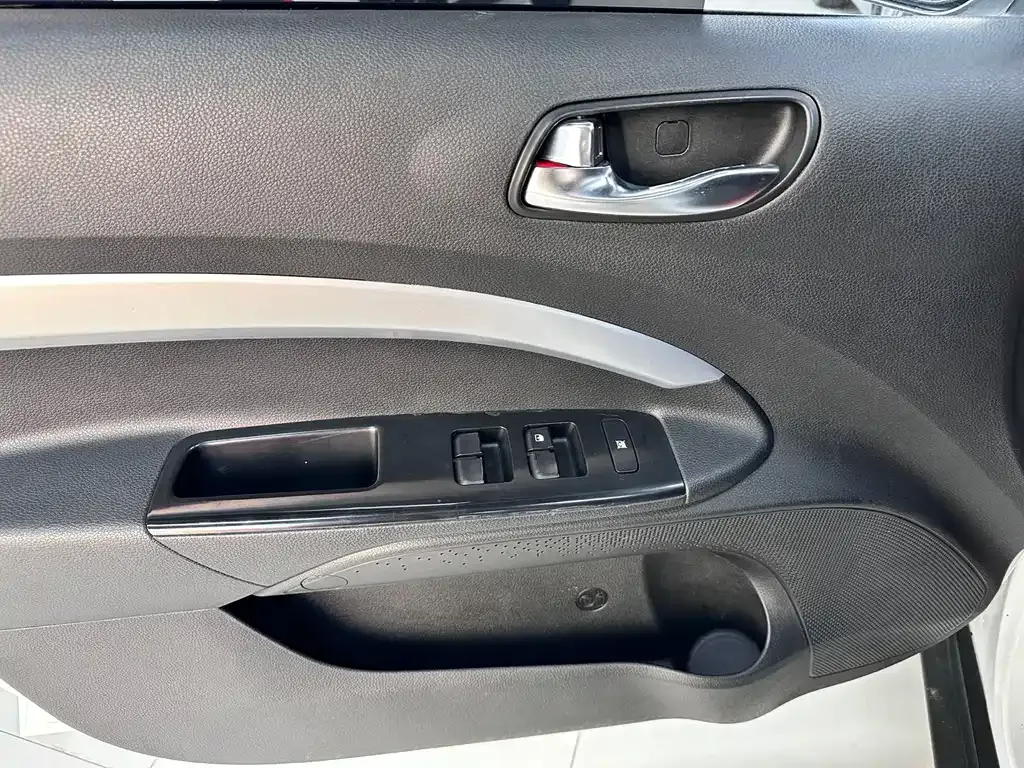 Kia KX1 — фото 10