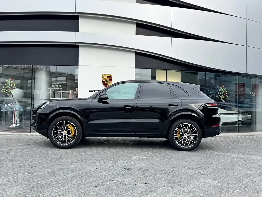 Porsche Cayenne — фото 8