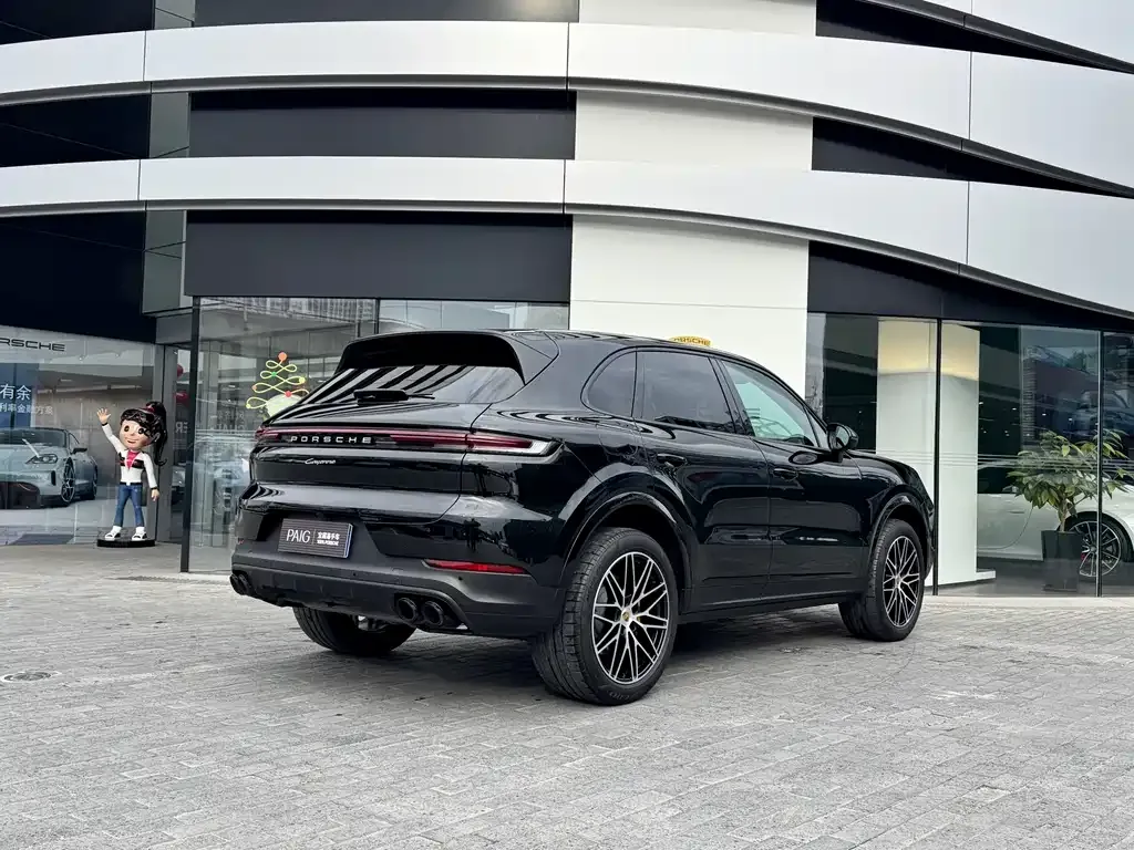 Porsche Cayenne — фото 6