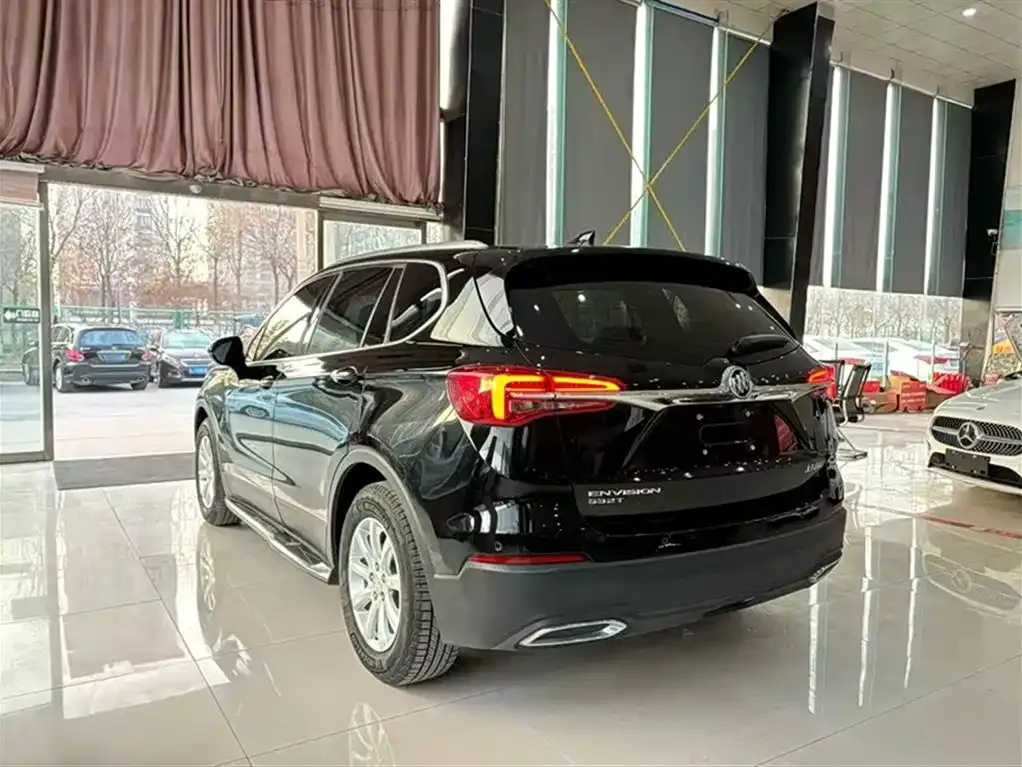 Buick Envision Plus — фото 9