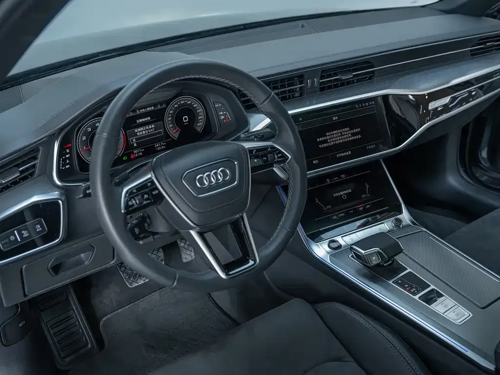 Audi A6L — фото 10