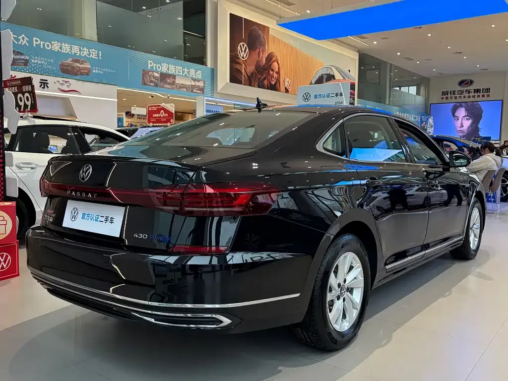 Volkswagen Passat New Energy — фото 5