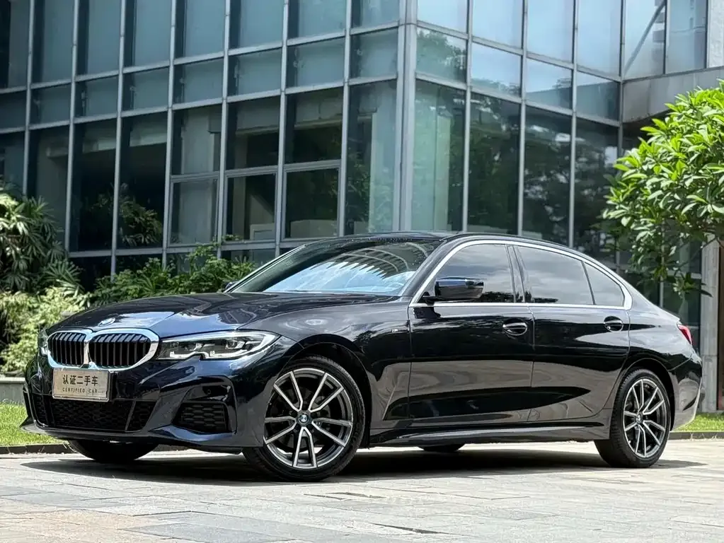 BMW 3 Series — фото 1