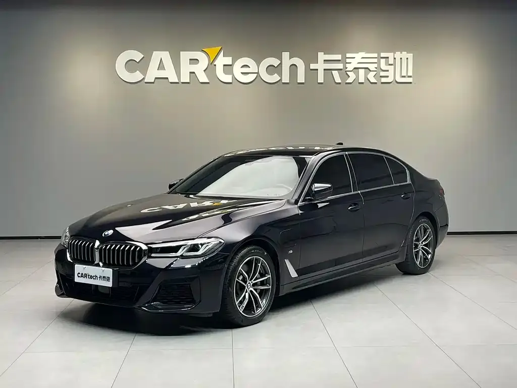 BMW 5 Series New Energy — фото 1
