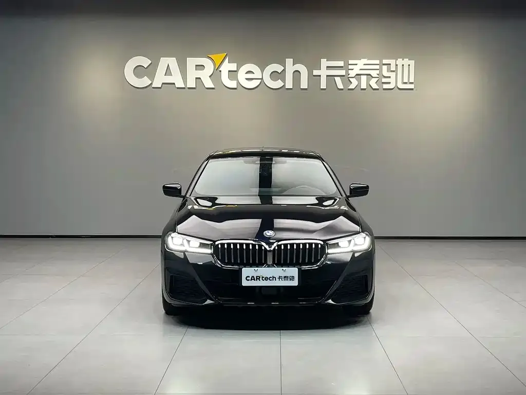 BMW 5 Series New Energy — фото 2