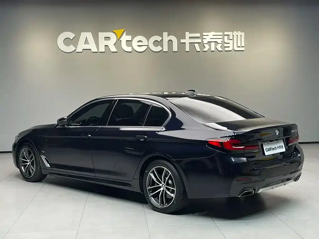 BMW 5 Series New Energy — фото 4