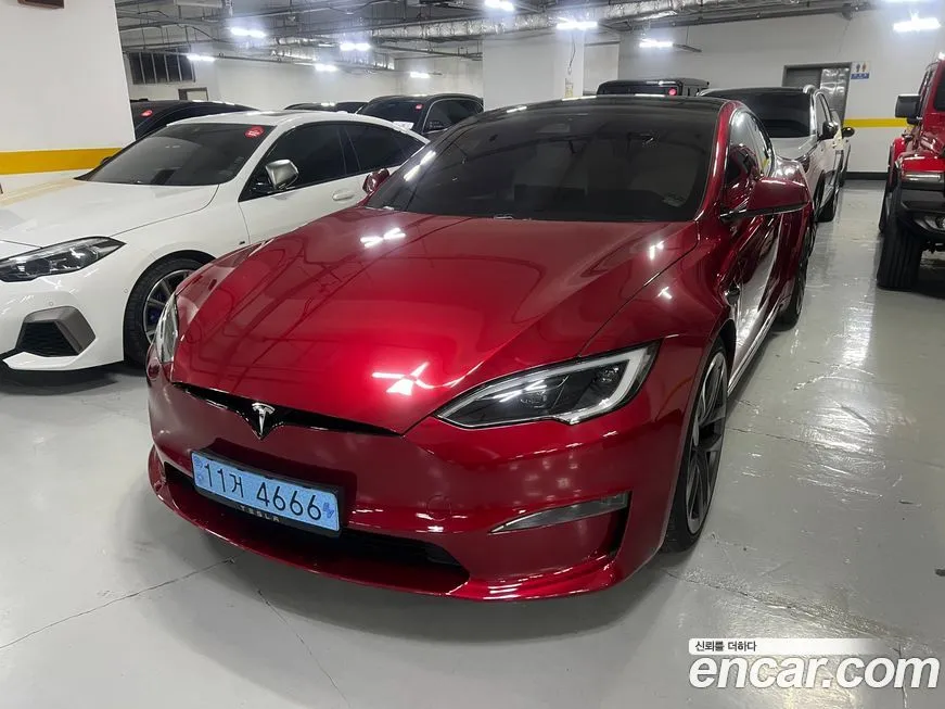 Tesla Model S — фото 4