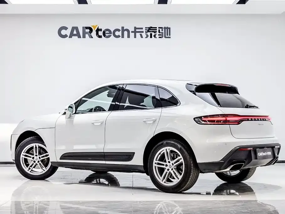 Porsche Macan — фото 7