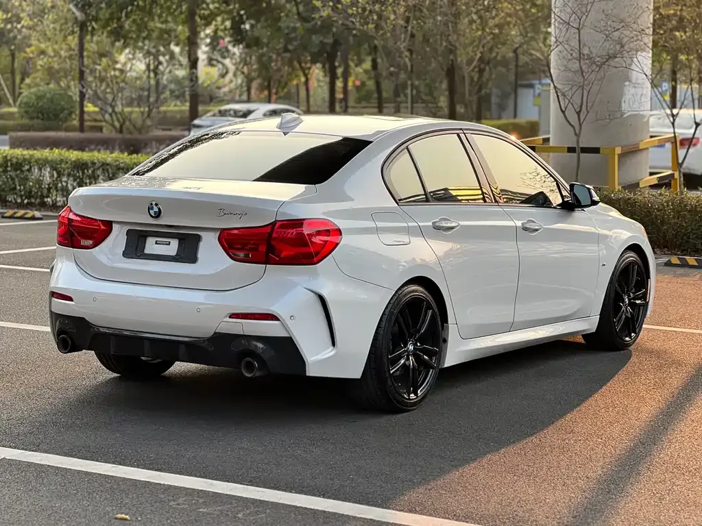 BMW 1 Series — фото 10