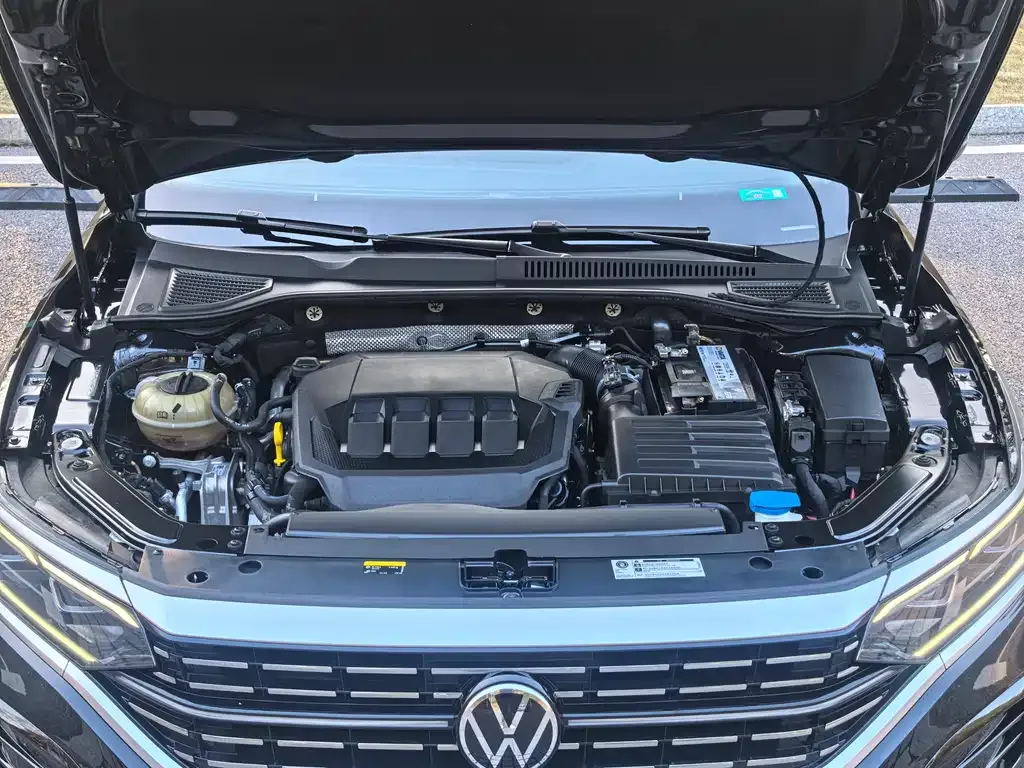 Volkswagen Passat — фото 6