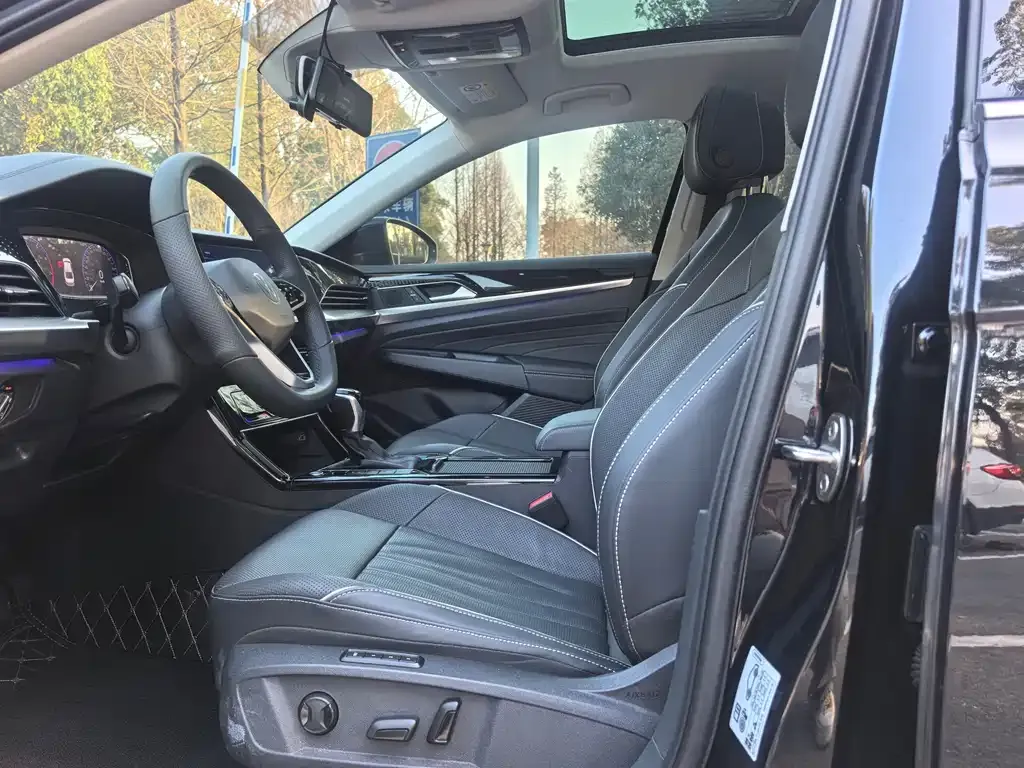 Volkswagen Passat — фото 5