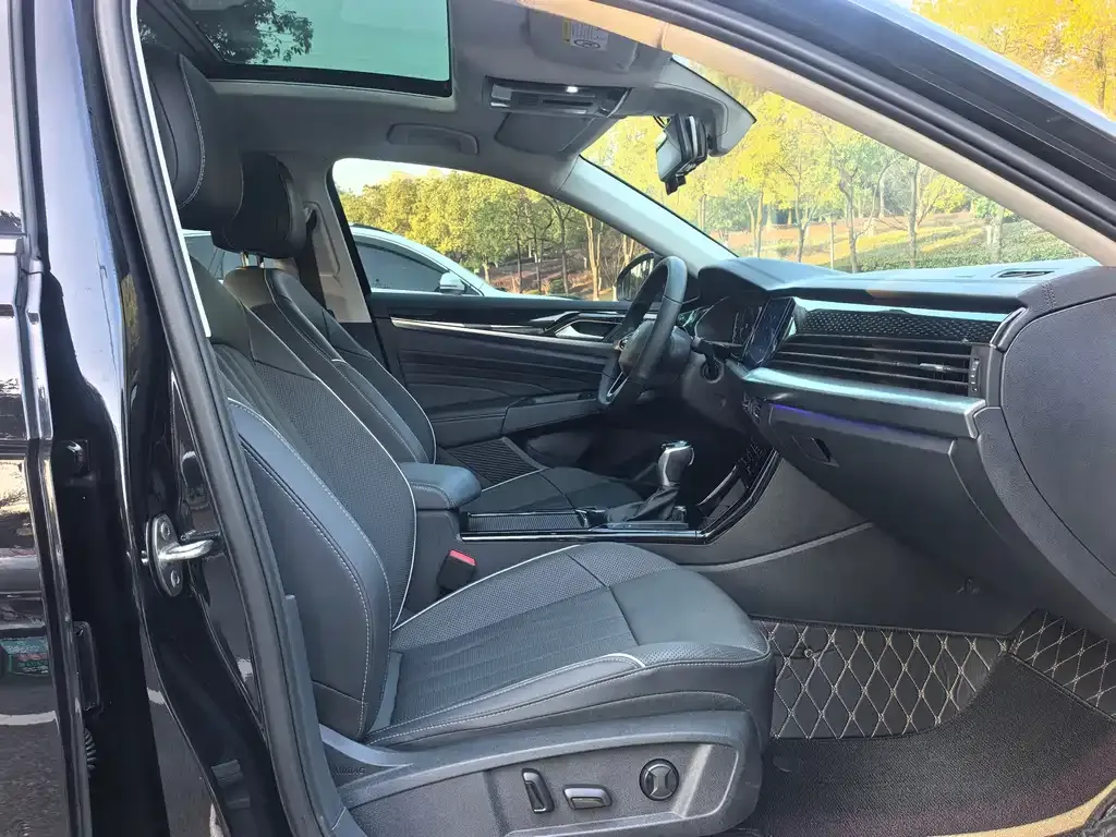 Volkswagen Passat — фото 4