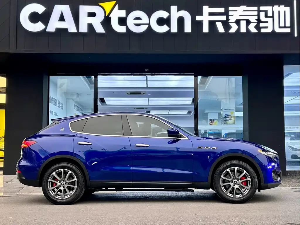 Maserati Levante — фото 8