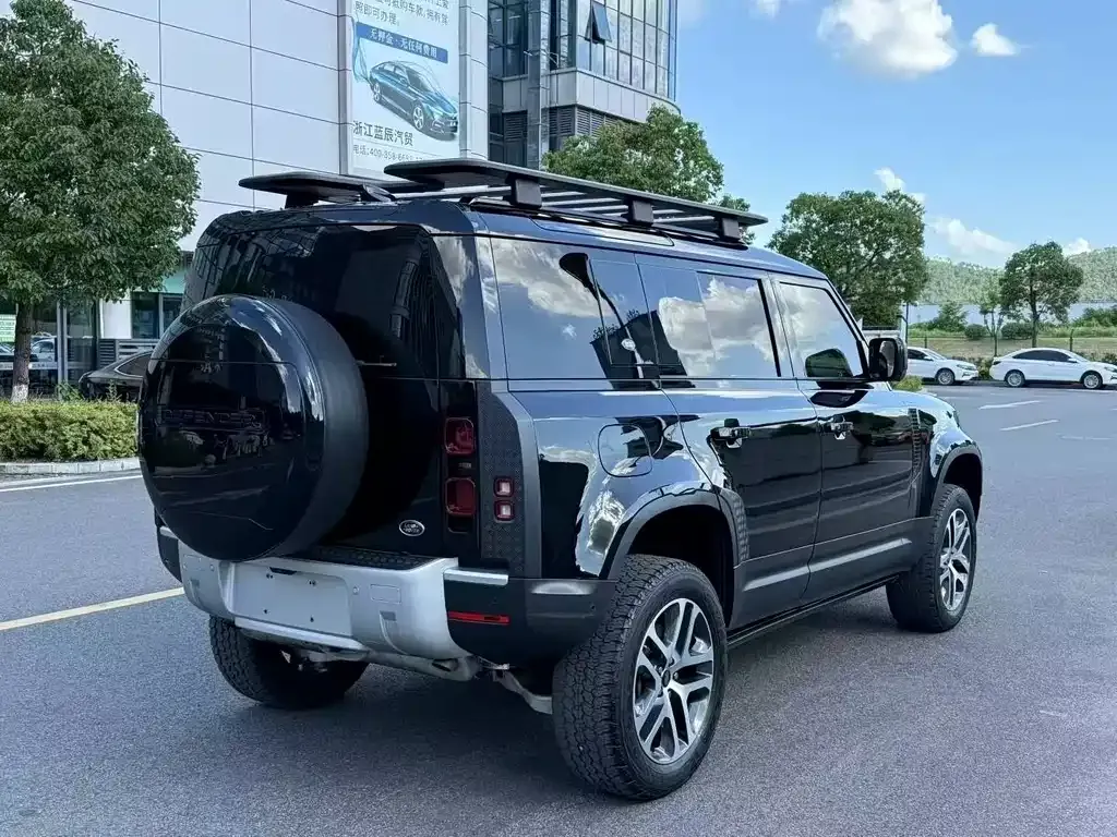 Land Rover Defender — фото 8