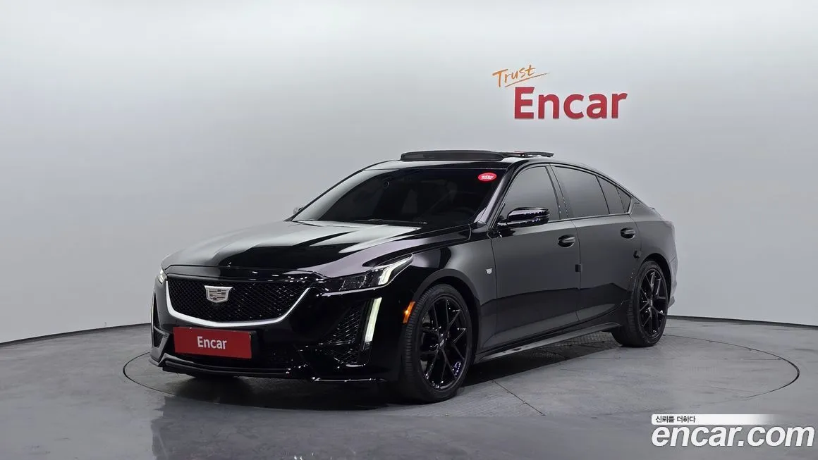Cadillac CT5 — фото 1