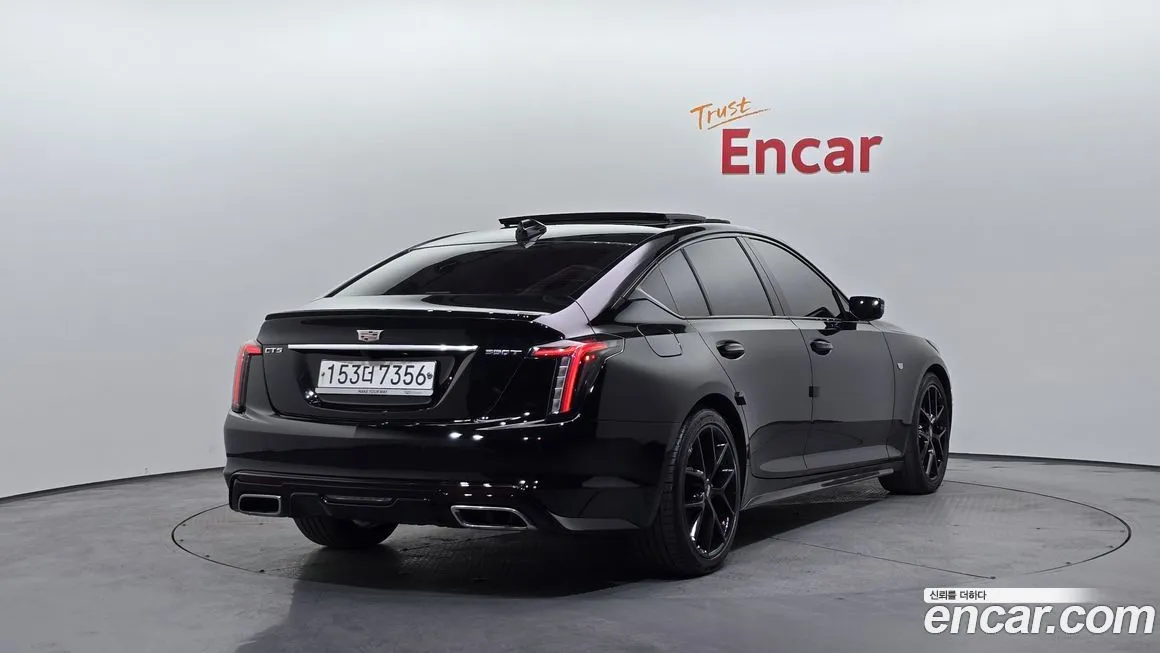 Cadillac CT5 — фото 2