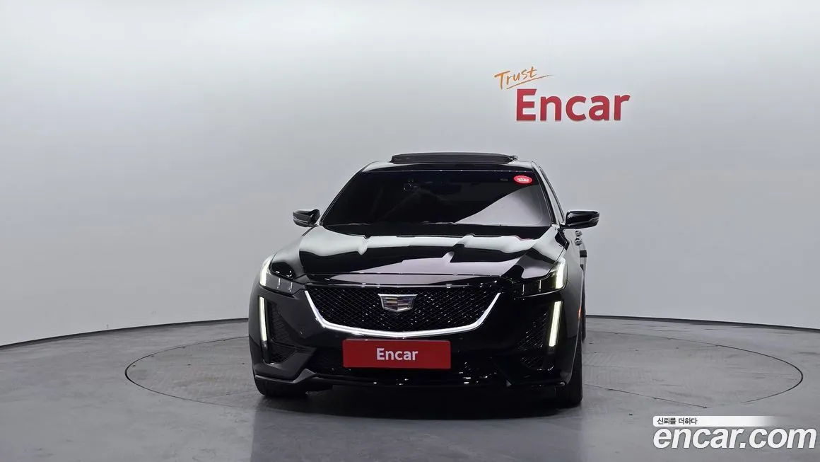 Cadillac CT5 — фото 3