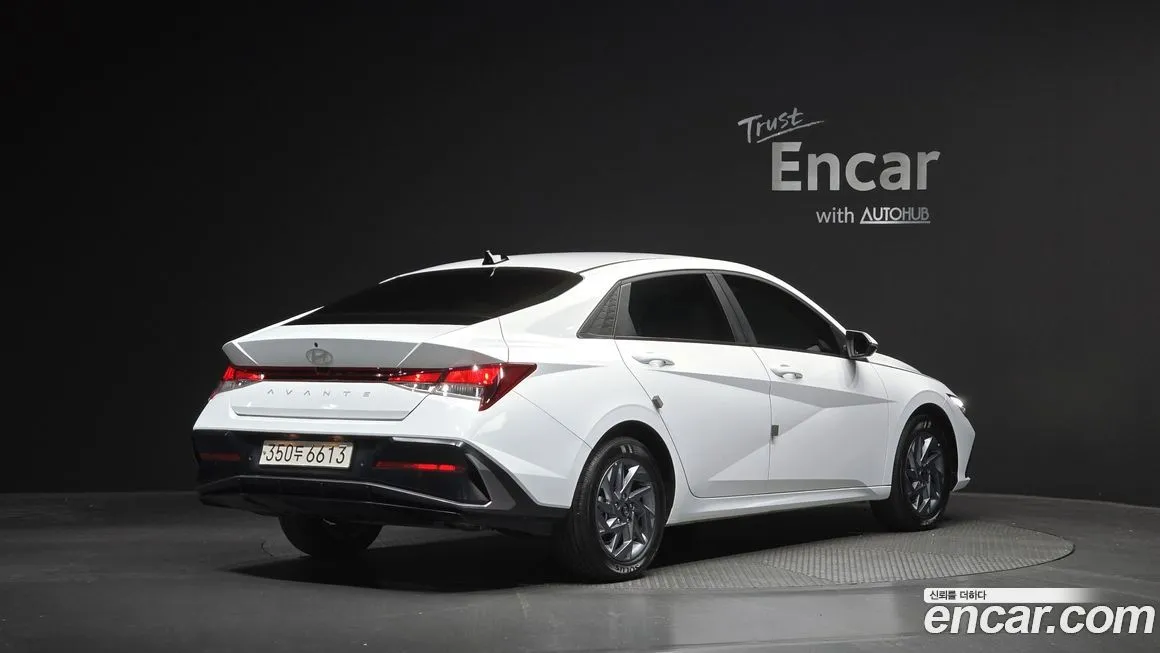 Hyundai AVANTE — фото 2