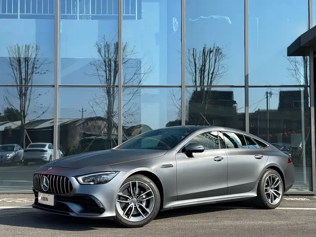Mercedes-Benz AMG GT — фото 1