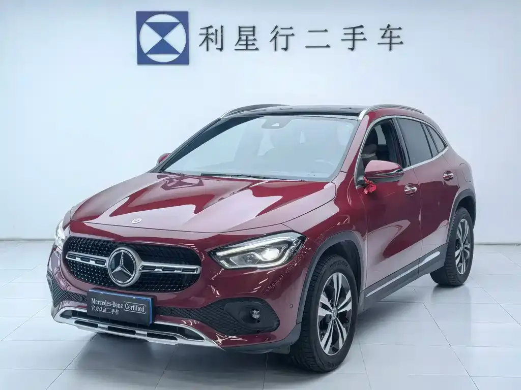 Mercedes-Benz GLA — фото 1
