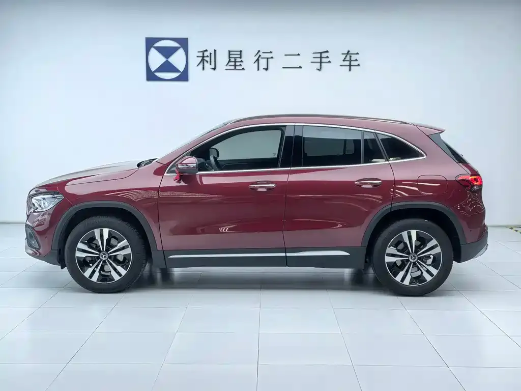 Mercedes-Benz GLA — фото 7