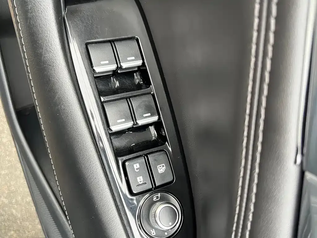 Mazda Atenza — фото 4