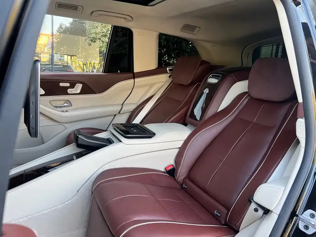 Mercedes-Benz GLS — фото 2