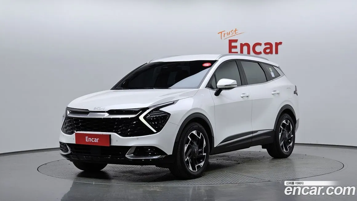 Kia Sportage — фото 1