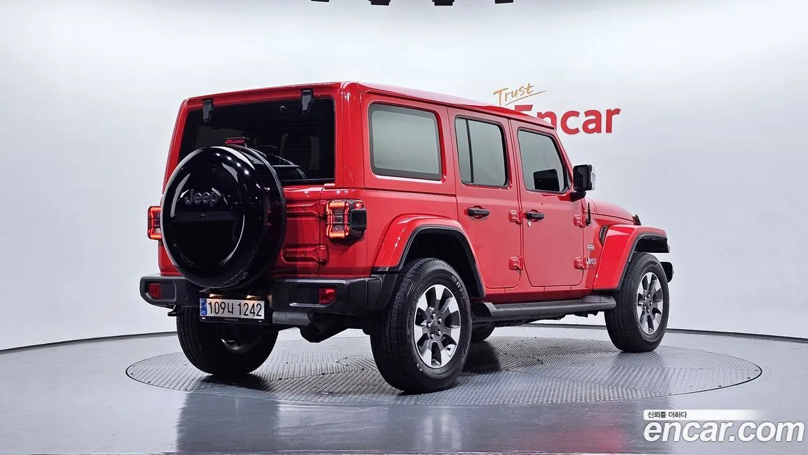 Jeep Wrangler — фото 10