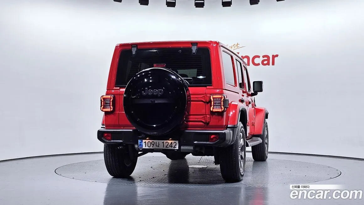 Jeep Wrangler — фото 2