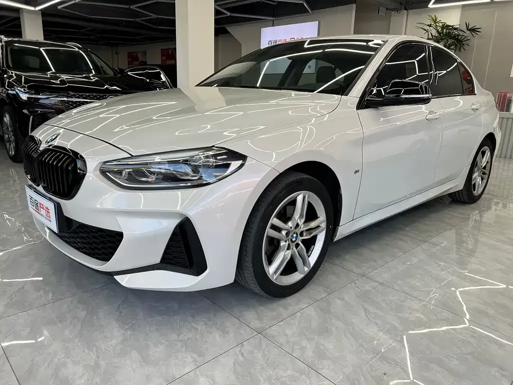 BMW 1 Series — фото 1