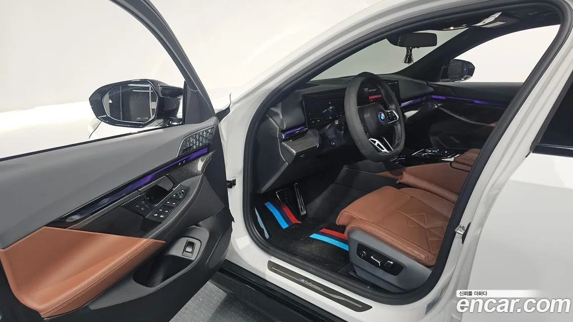 BMW i5 — фото 5