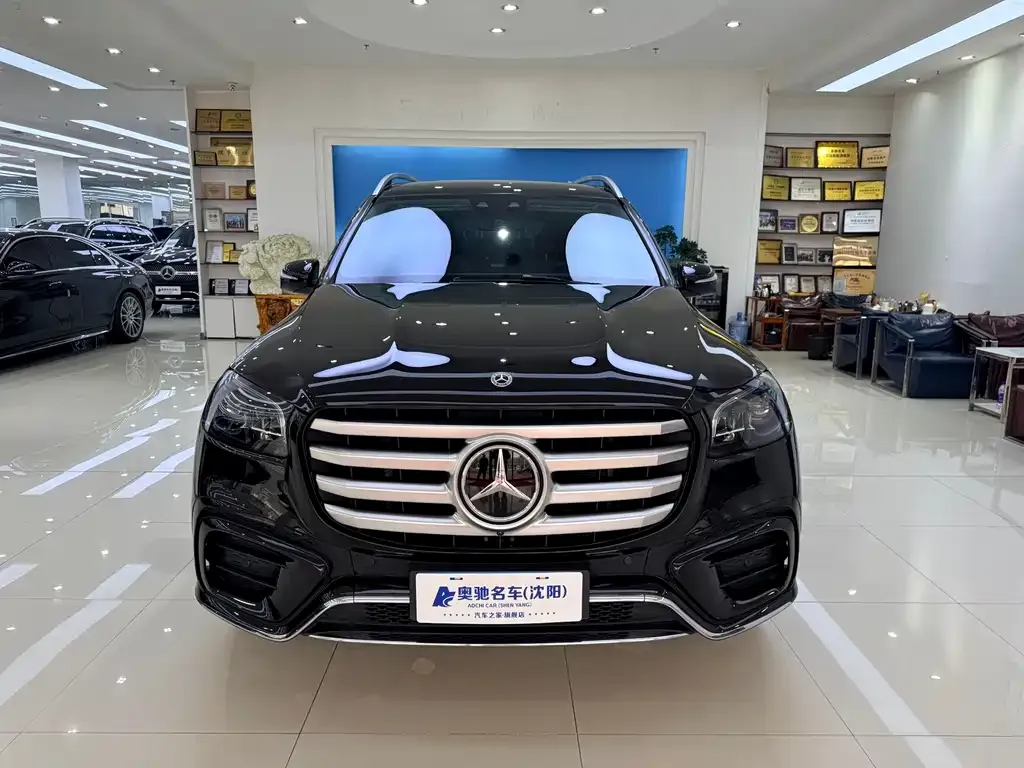 Mercedes-Benz GLS — фото 7