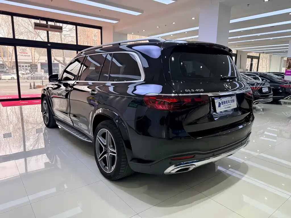 Mercedes-Benz GLS — фото 10