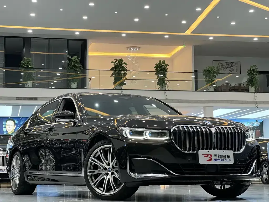 BMW 7 Series — фото 2
