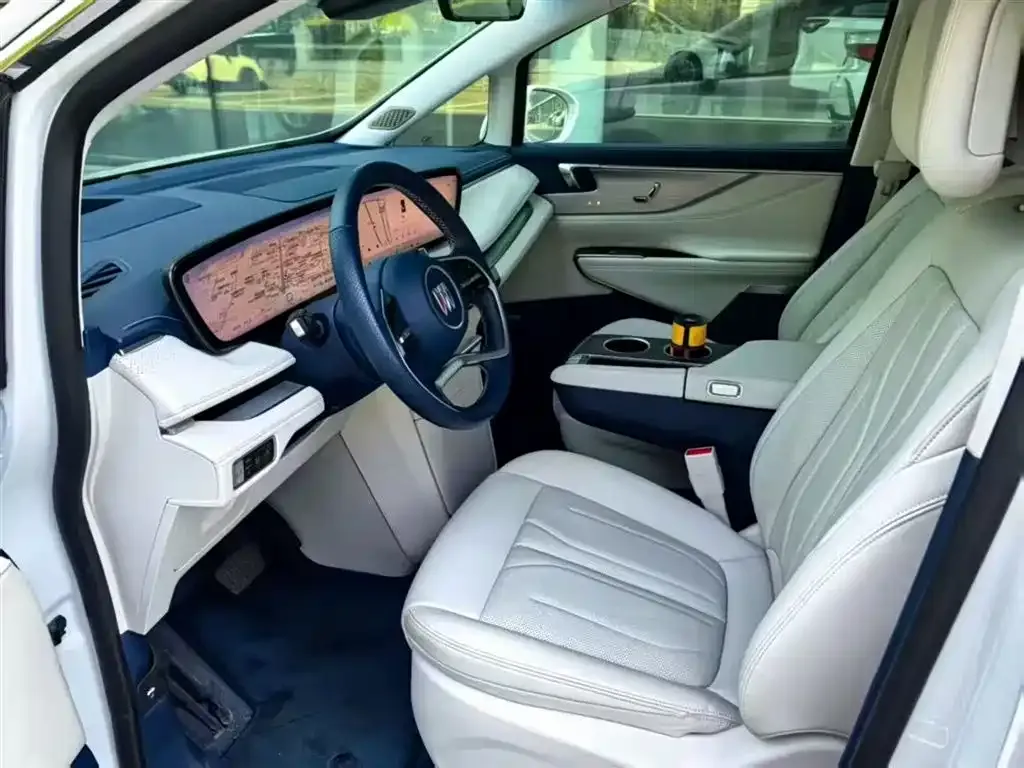 Buick GL8 Hybrid — фото 4