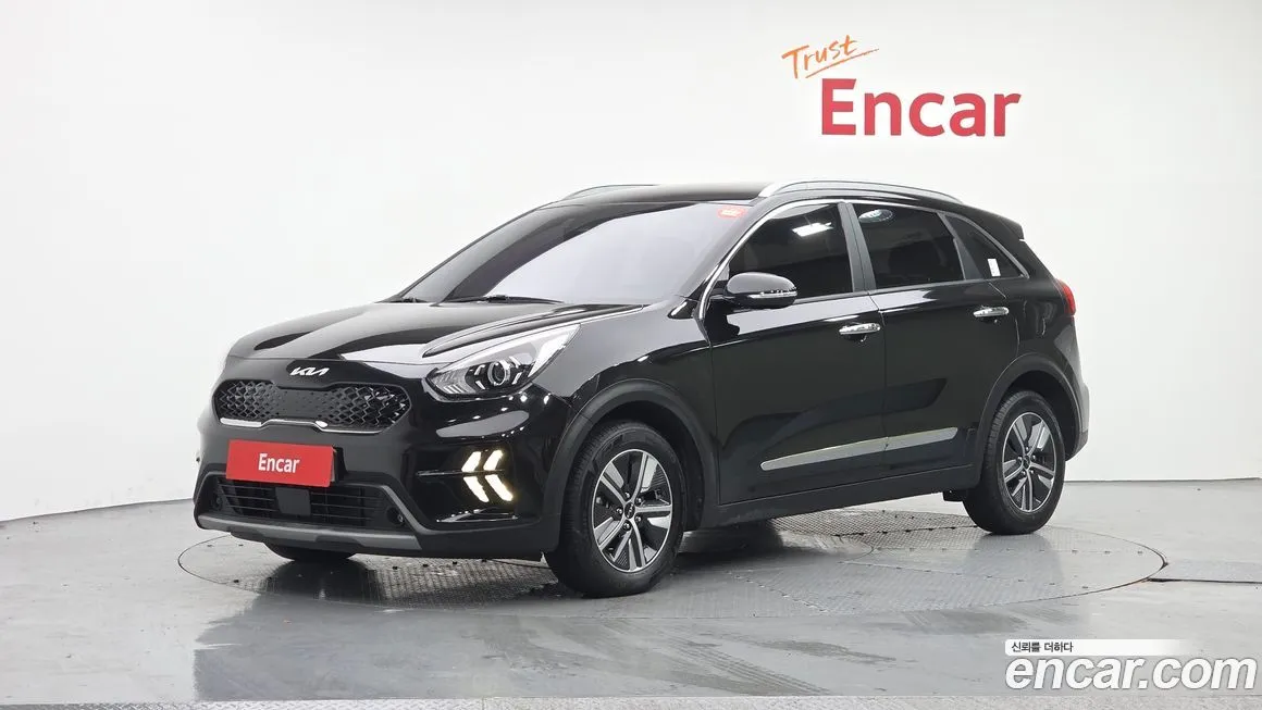 Kia Niro — фото 1