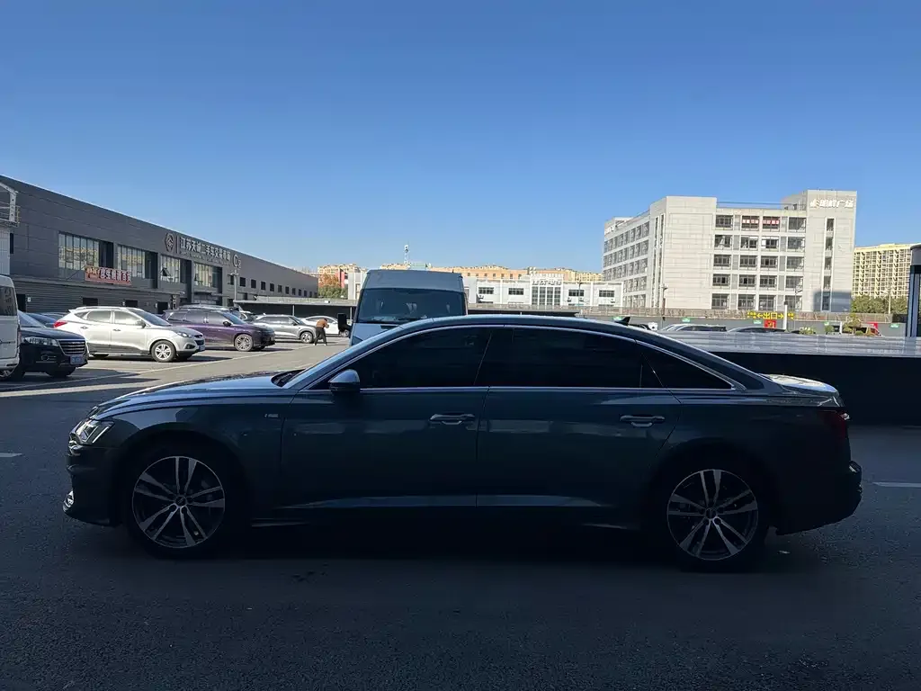 Audi A6L — фото 3