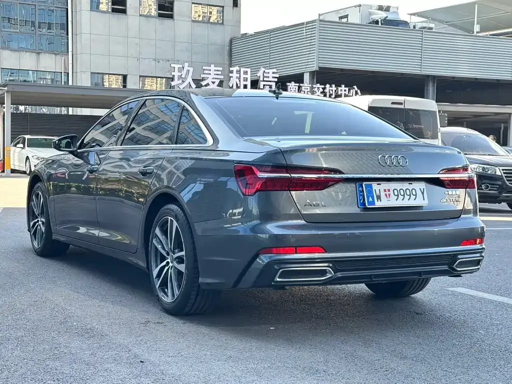 Audi A6L — фото 8