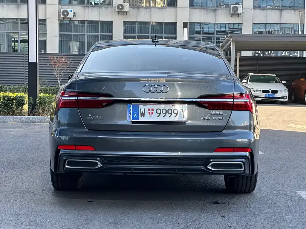 Audi A6L — фото 10