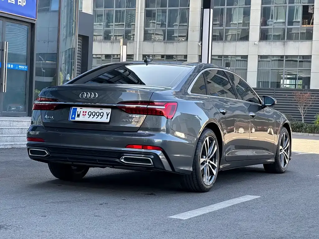 Audi A6L — фото 5