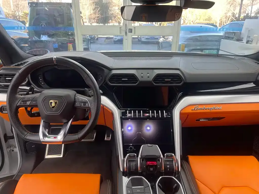 Lamborghini Urus — фото 4