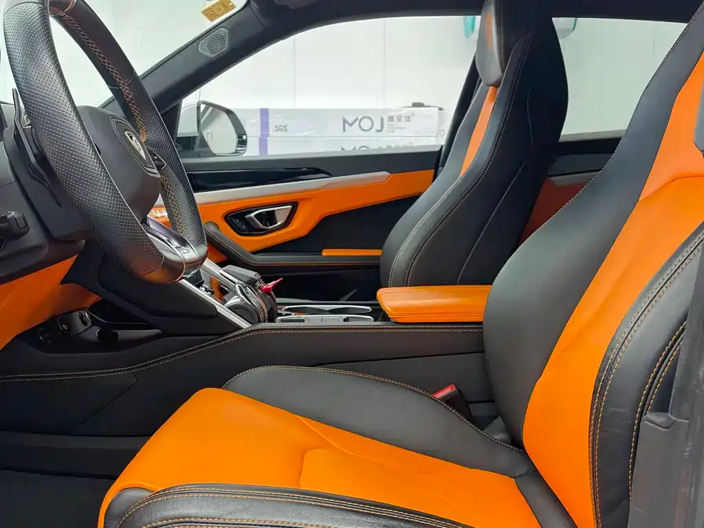 Lamborghini Urus — фото 2